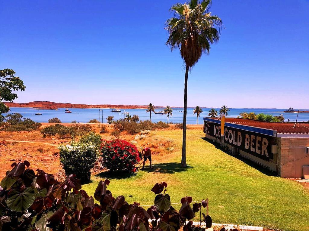 Dampier Mermaid Hotel Karratha Kültér fotó