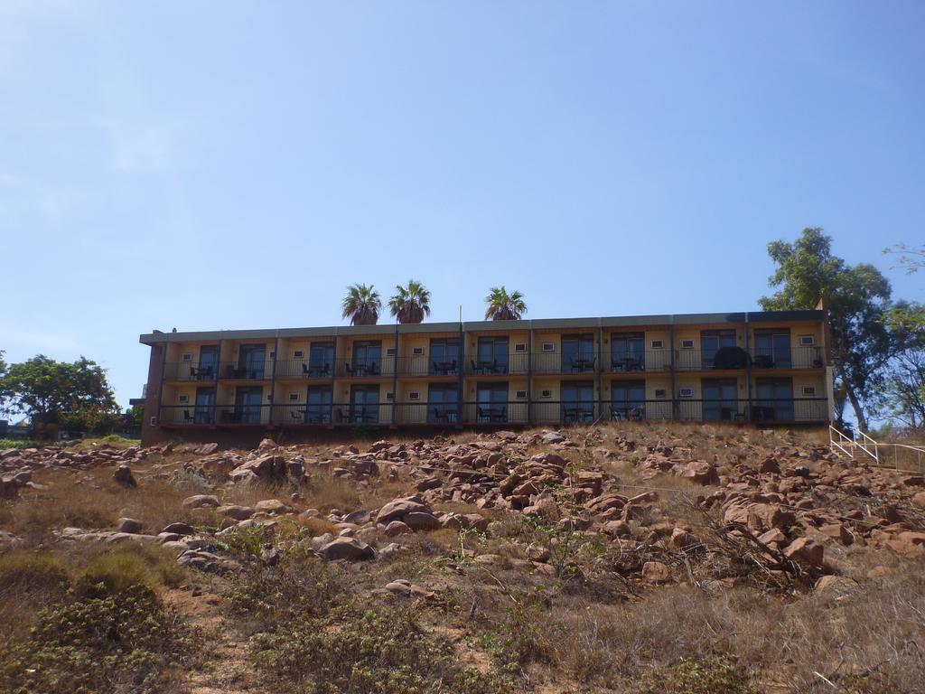 Dampier Mermaid Hotel Karratha Kültér fotó